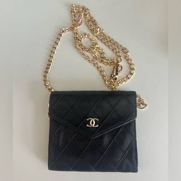 Authentic CHANEL Black Quilted Vintage Leather Wallet & Coin Purse on Chain - Picture 1 of 7